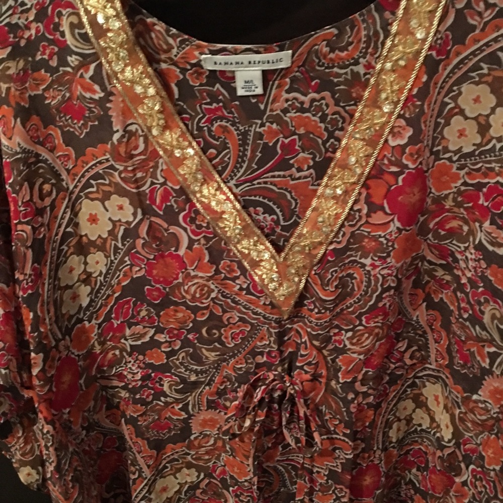 Top - Picture 2 of 3